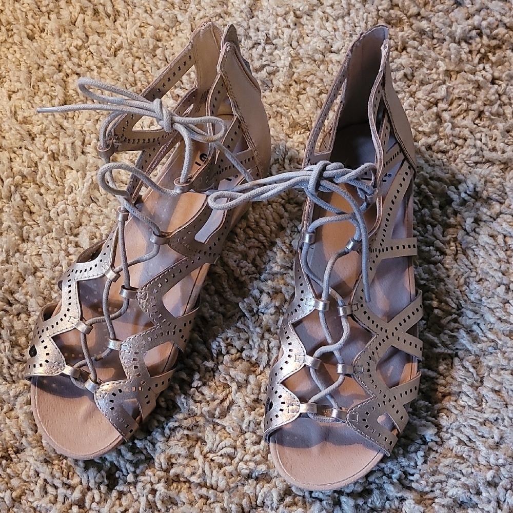 Linden Titanium Colored Sandals with Intricate Cut-Out Design (NEW IN BOX)